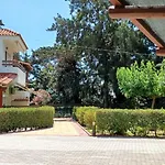 Green Apartments Фалираки