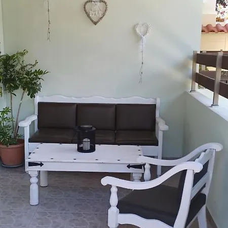 Green Apartments Apartment