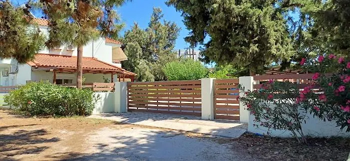 Green Apartments فاليراكي