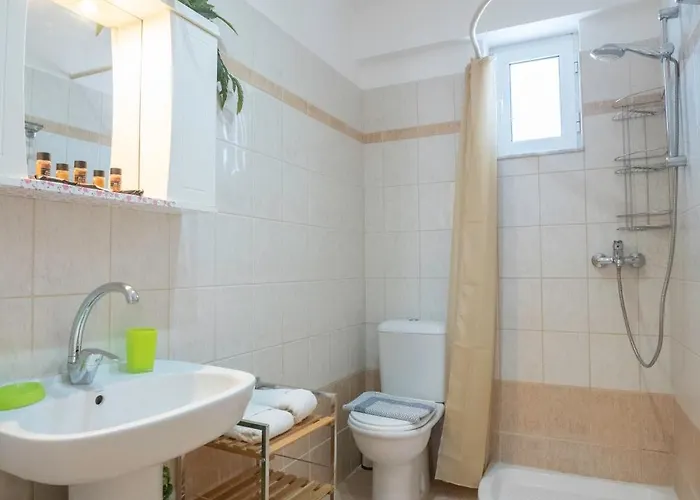 Green Apartments شقة فاليراكي