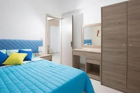 Green Apartments *
