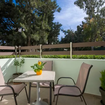 Green Apartments Apartamento Faliraki