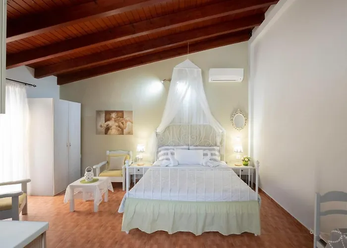 דירה Green Apartments פליראקי
