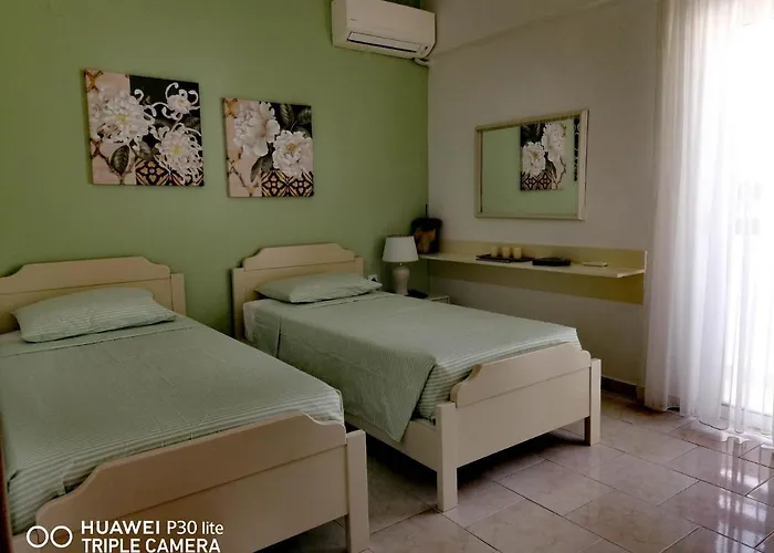 شقة Green Apartments فاليراكي