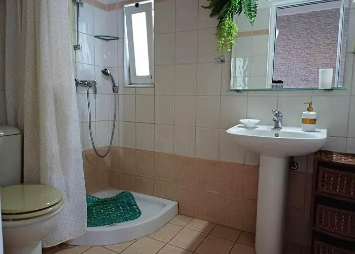 شقة Green Apartments فاليراكي